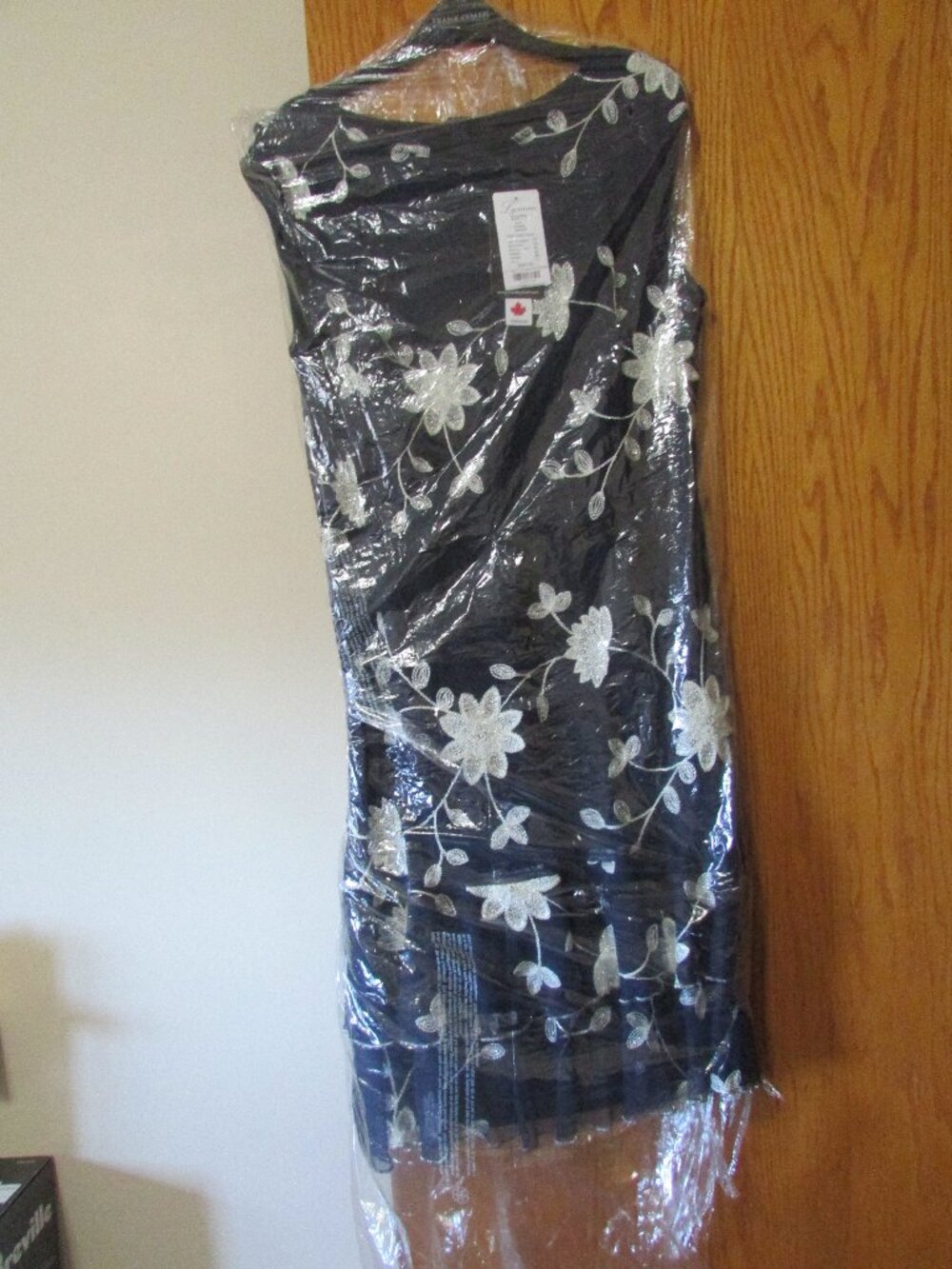 Frank Lyman Appliqued Dress